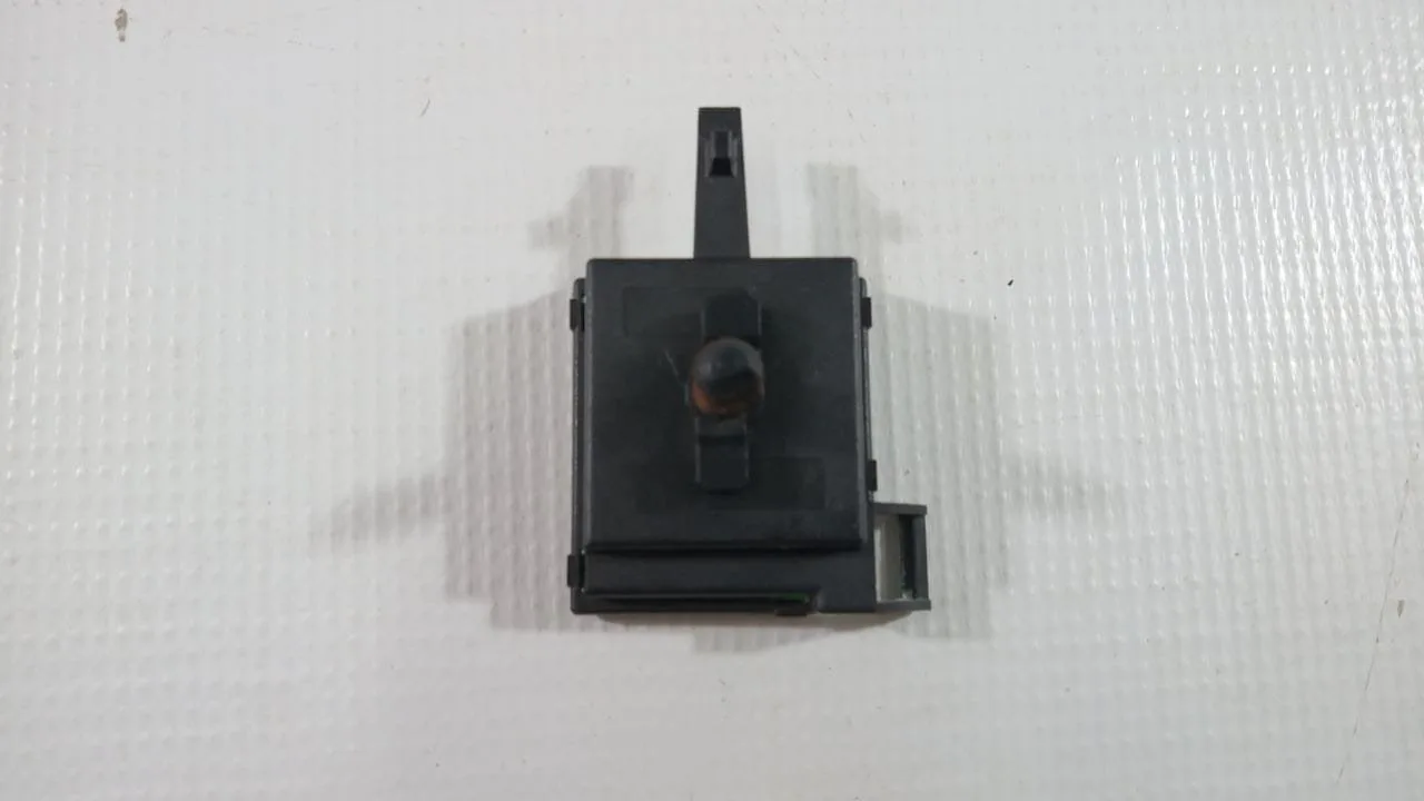 349f8f5b2e3e9e77398df5534972a1b2 Chave Seletora Lavadora Ge Mabe King Capacity | 228c1256g005 - Imagem 1