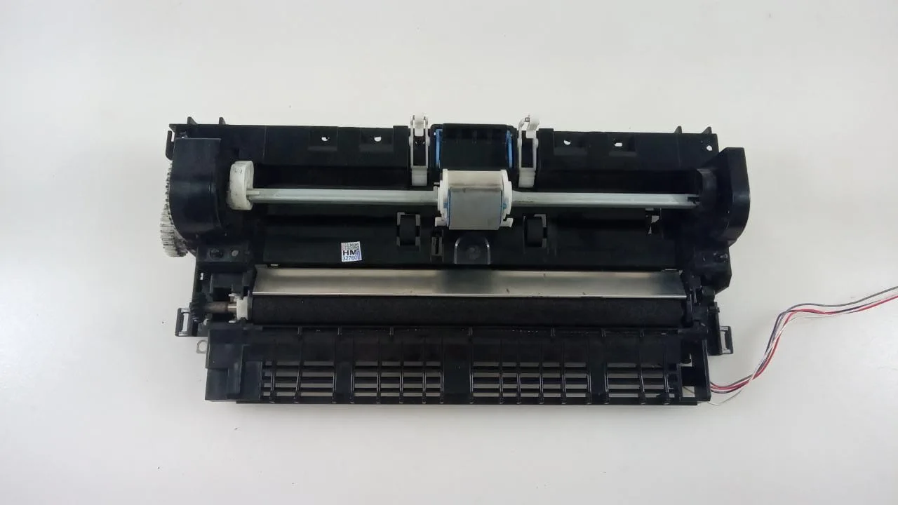 15148198344_WhatsApp20Image202022-09-0520at2017.55.51.jpeg Tracionador Papel Hp LaserJet 1020 Q5911a - Imagem 1