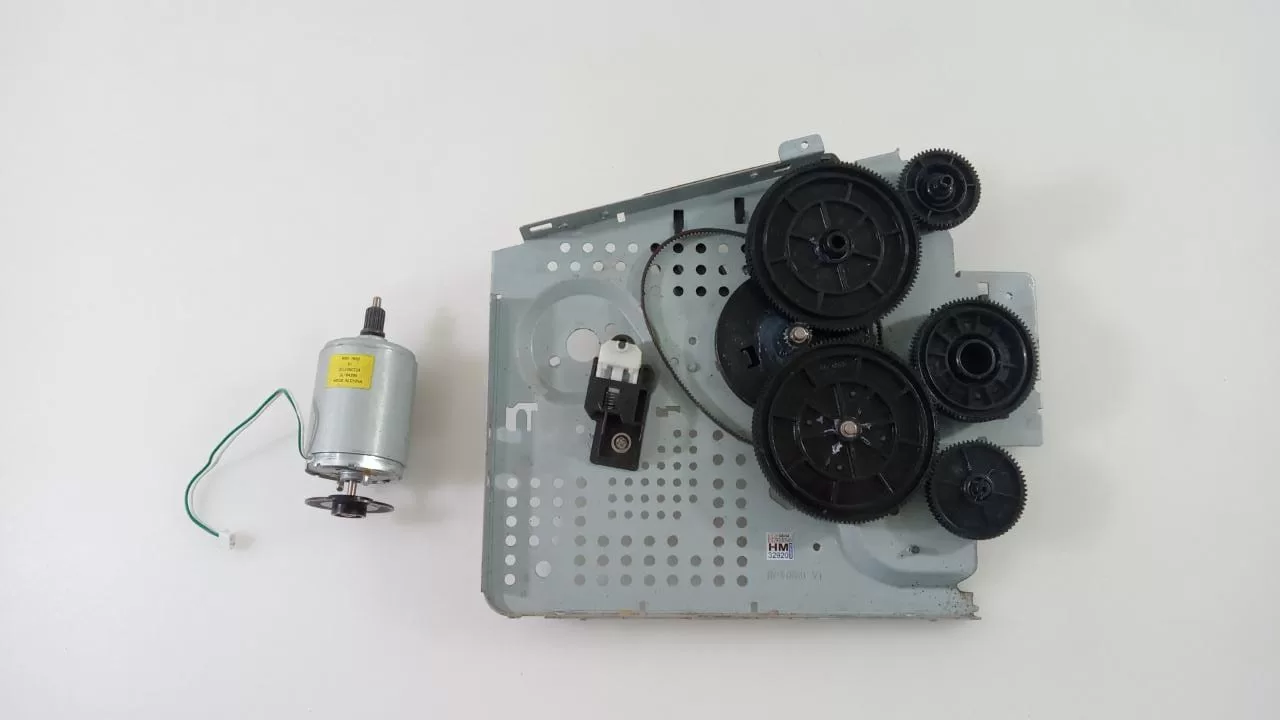 15149669893_WhatsApp20Image202022-09-1420at2012.39.07.jpeg Engrenagens Motor Impressora Hp LaserJet M1132 - Imagem 1